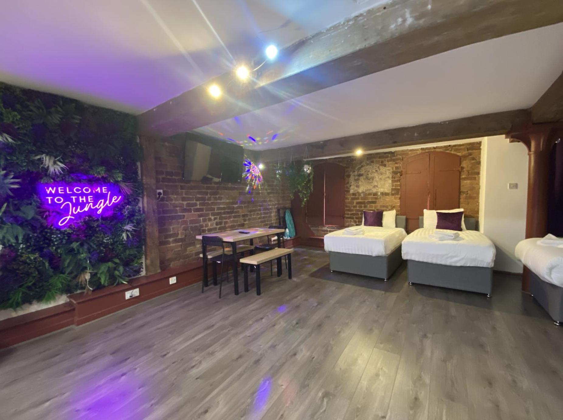 Rainford Gardens By Ustay Aparthotels Ліверпуль Екстер'єр фото